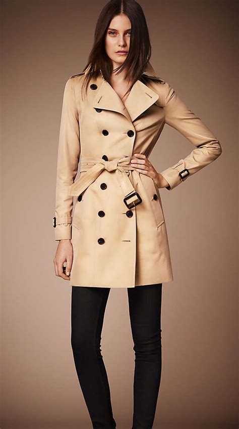 which burberry trench coat is the classic|burberry classic trench coat women.